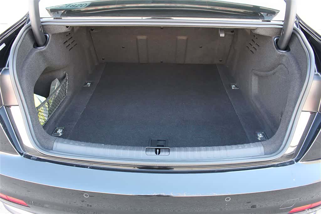 Audi A6L, 2020 8