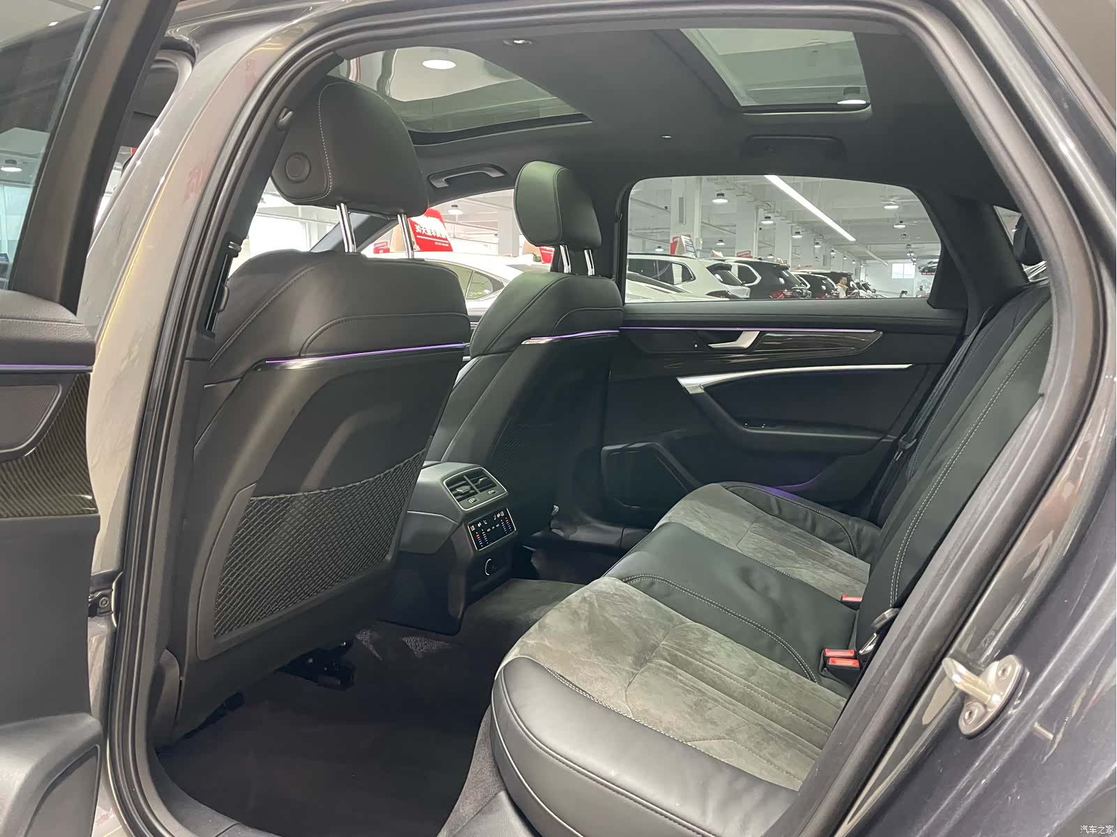 Audi A6L, 2020 10