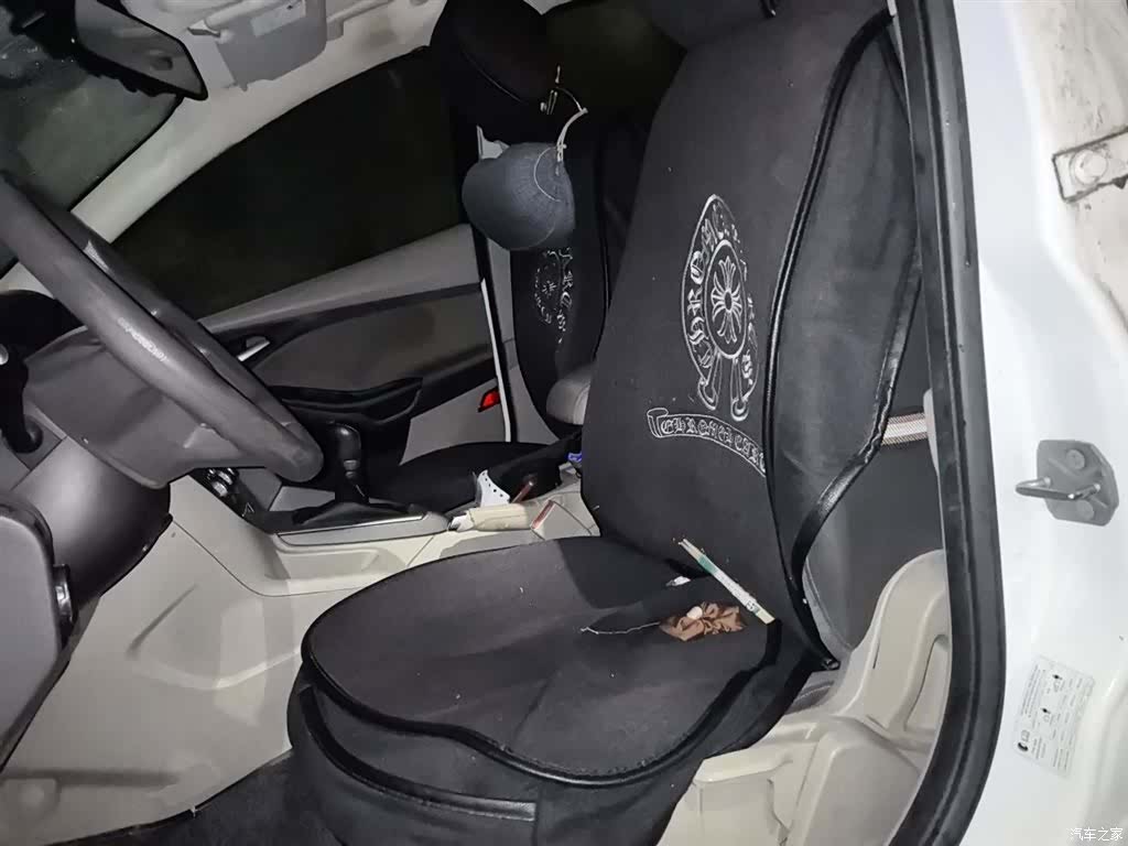 Ford Focus, 2014 8