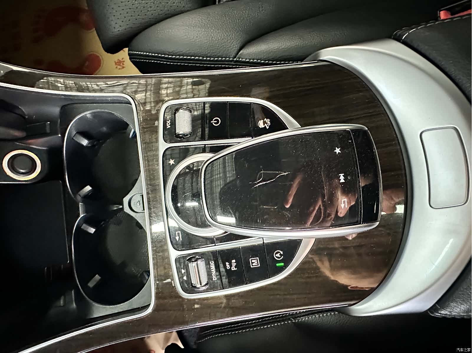 Mercedes-Benz GLC, 2018 16
