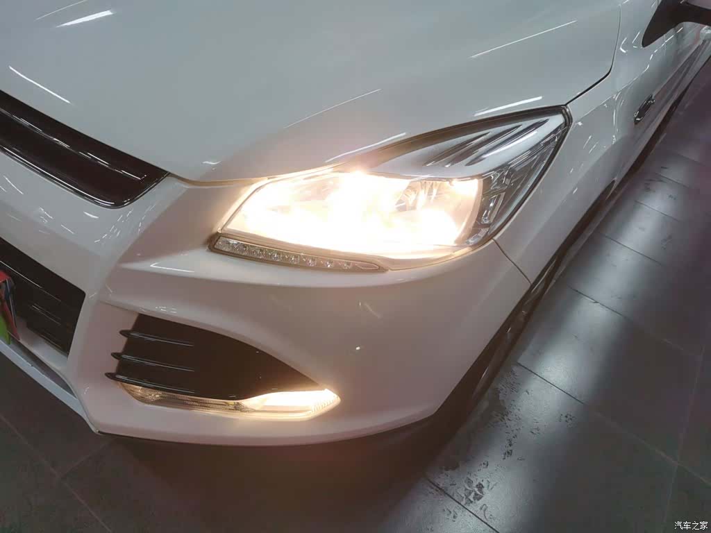 Ford Kuga, 2016 24
