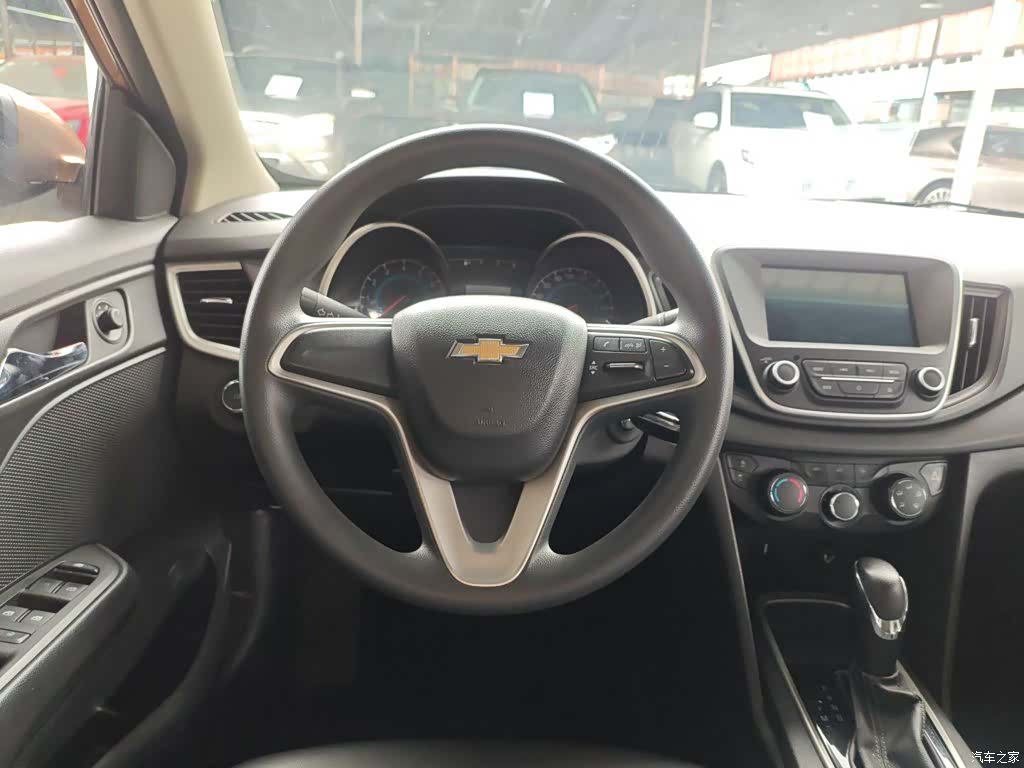 Chevrolet 320, 2018 11