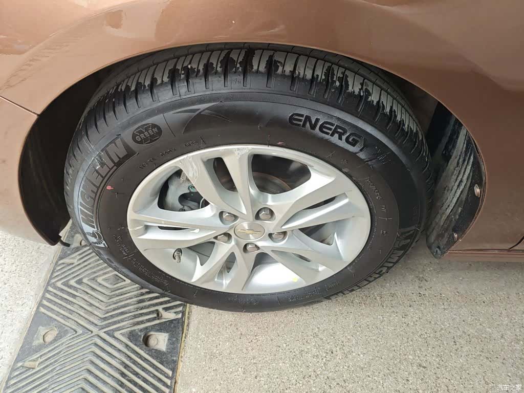 Chevrolet 320, 2018 23