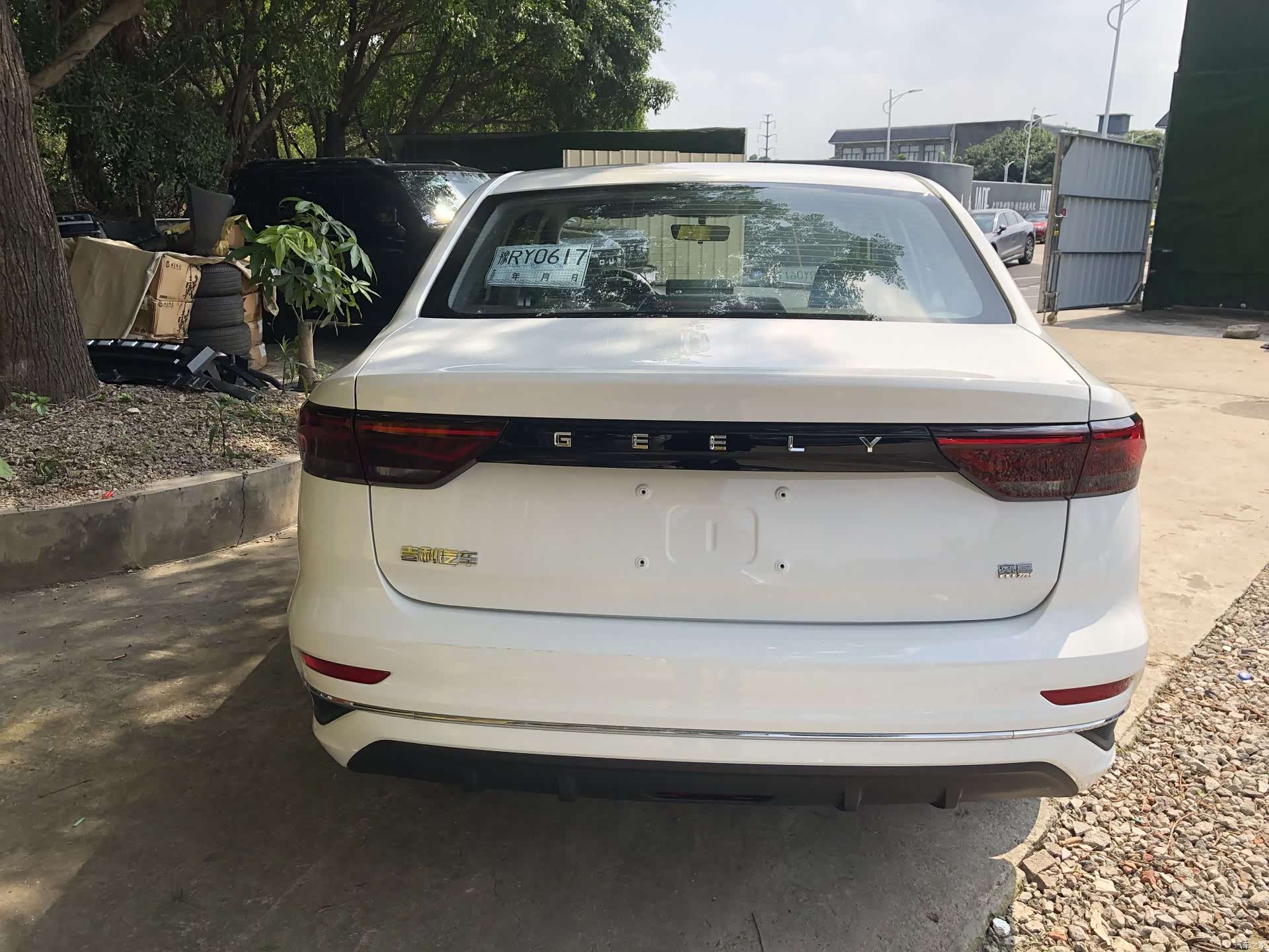 Geely Emgrand, 2025 3