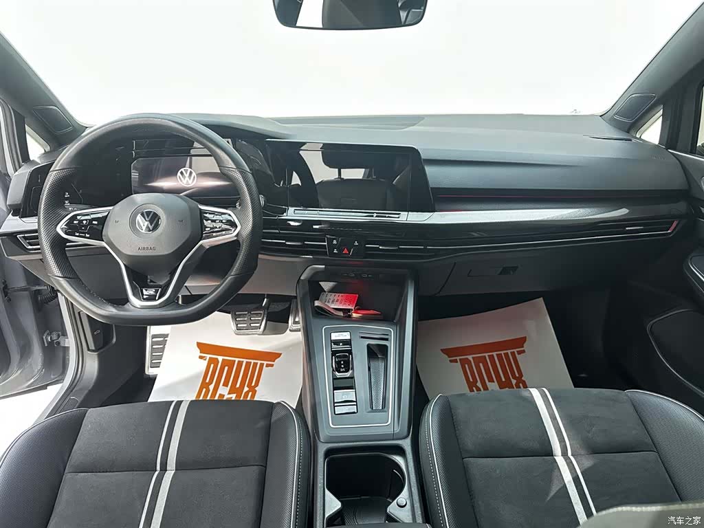 Volkswagen Golf, 2022 29