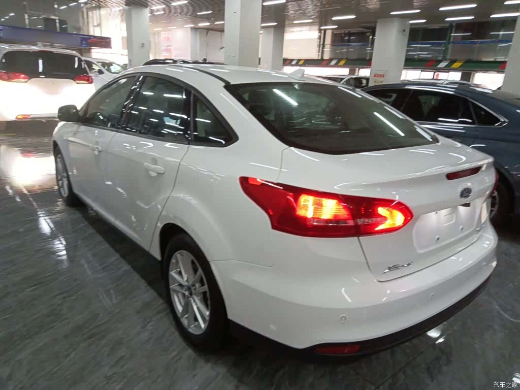 Ford Focus, 2018 все фото