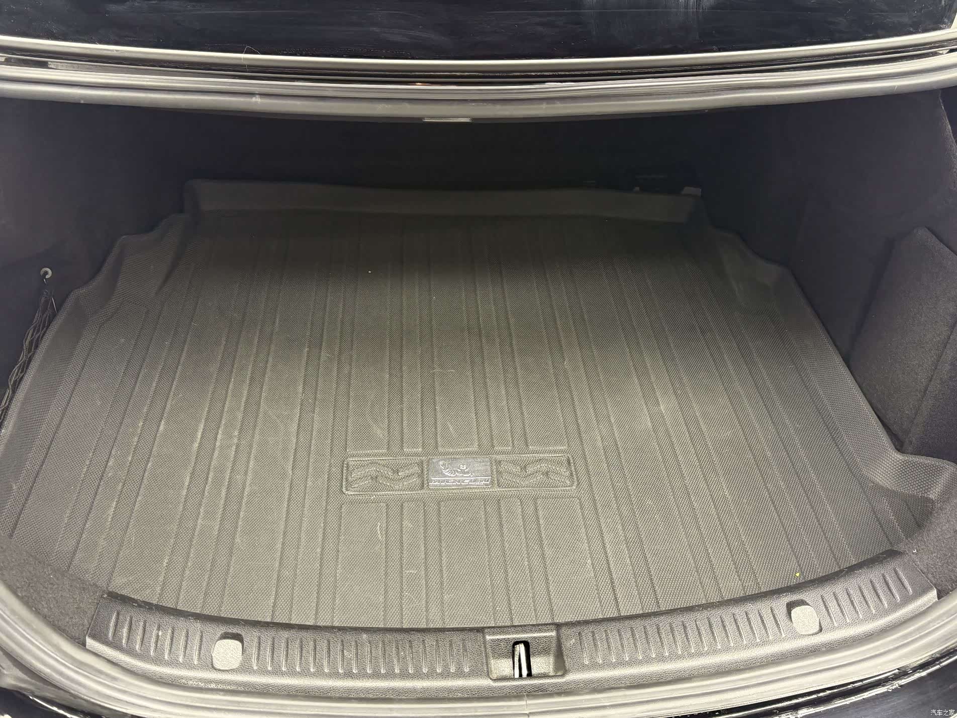 Mercedes-Benz E-Class, 2017 15
