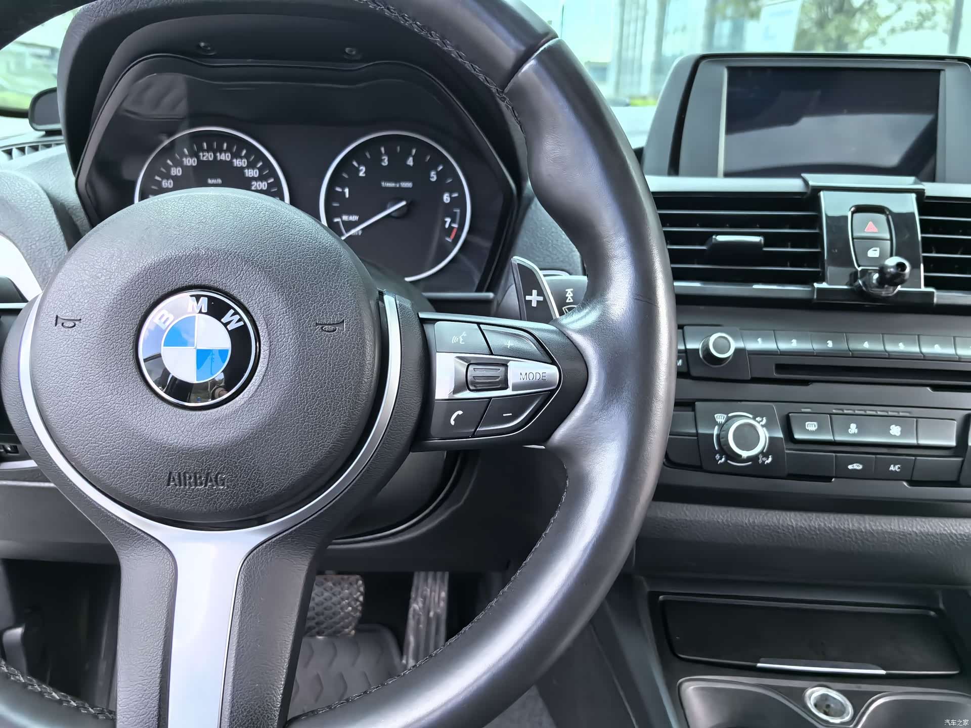 BMW 1 Series, 2014 11