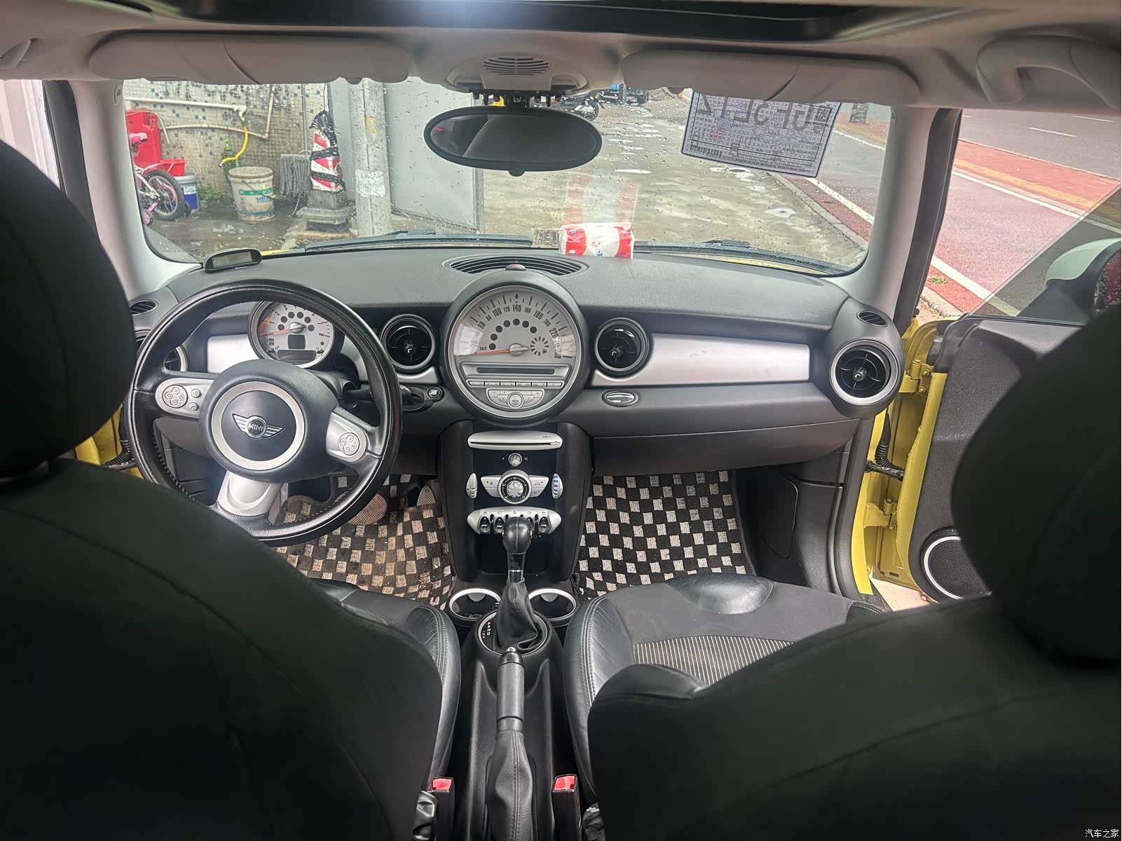 Mini Cooper, 2010 10