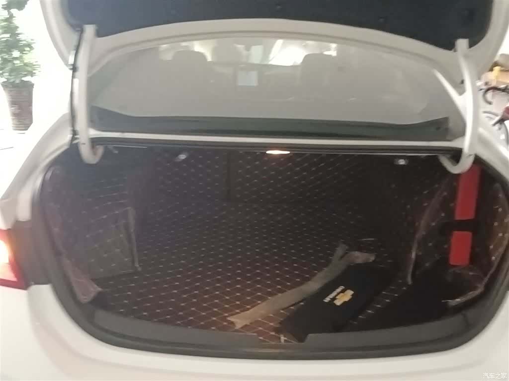 Chevrolet XL, 2017 19