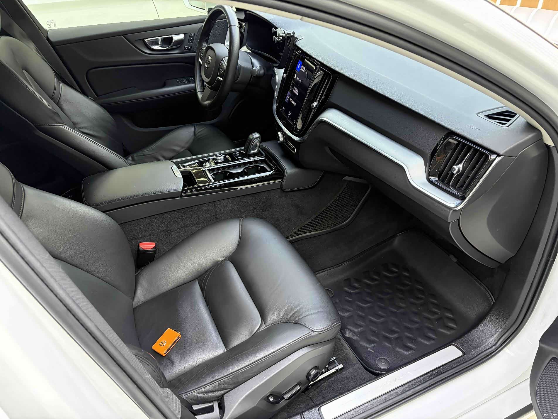 Volvo S60, 2020 19