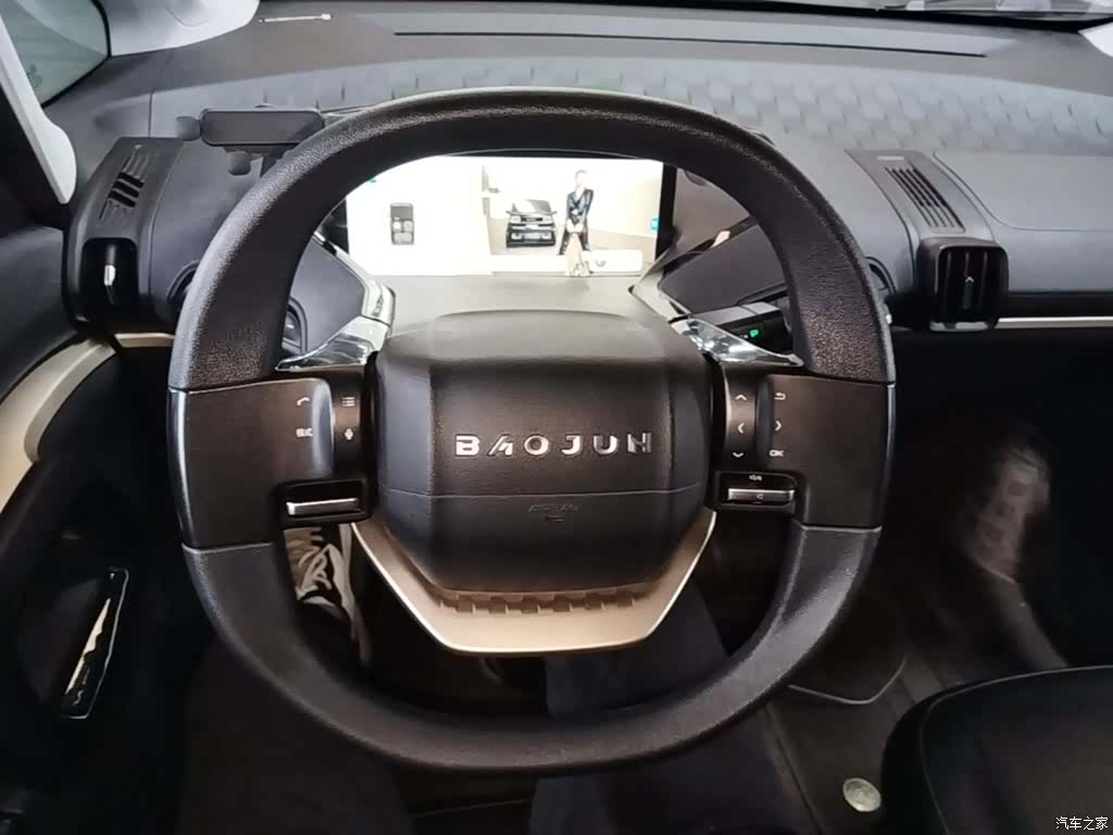 Wuling KiWi, 2024 11