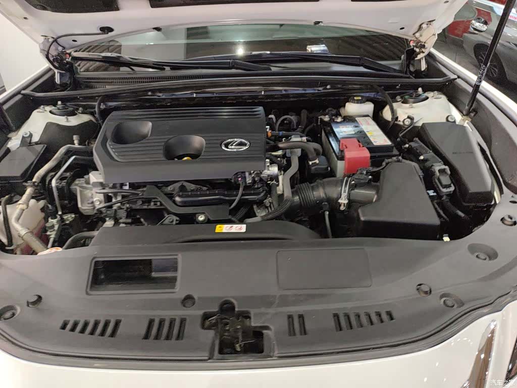 Lexus ES, 2024 16