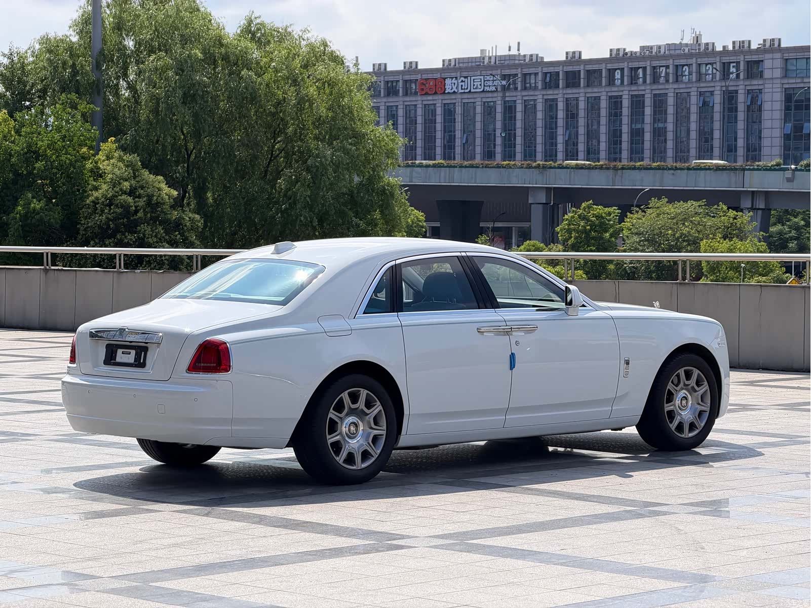 Rolls-Royce Ghost, 2020 8