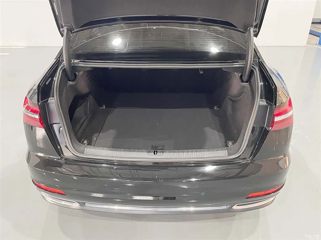 Audi A6L, 2020 7
