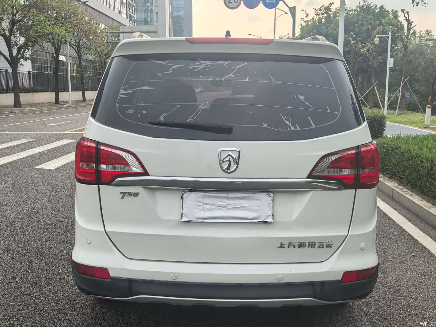 Wuling 730, 2016 все фото
