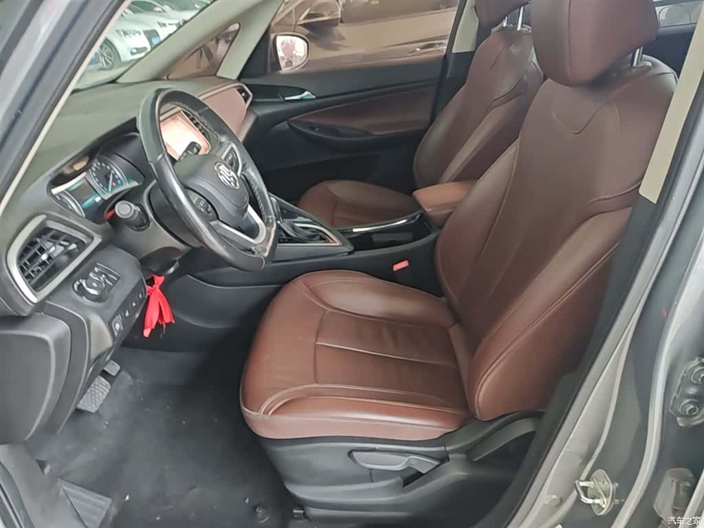 Buick GL6, 2018 15