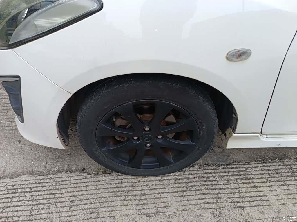Mazda 2, 2014 23