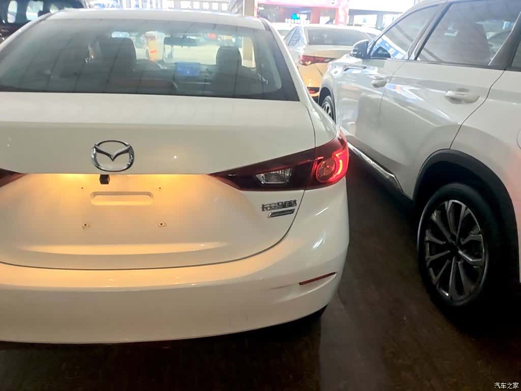 Mazda Mazda3, 2018 8