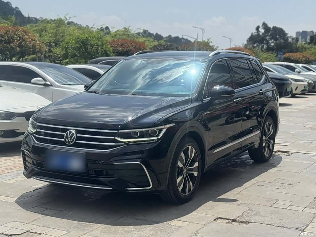 Volkswagen Tiguan L