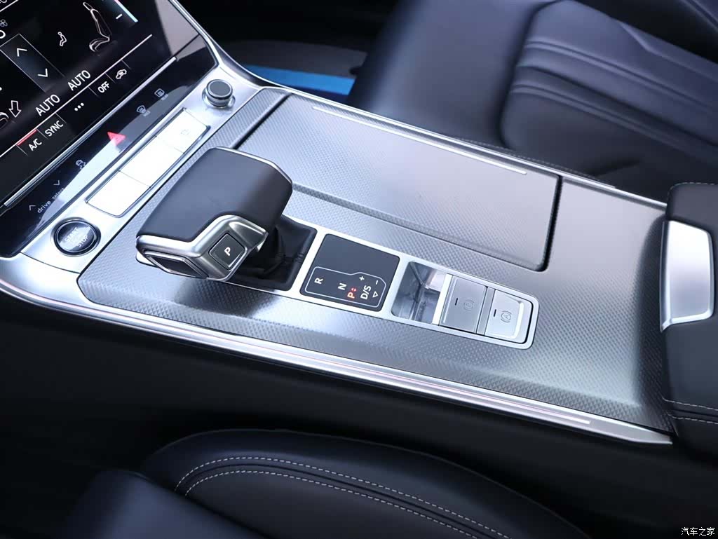 Audi A6L, 2025 12