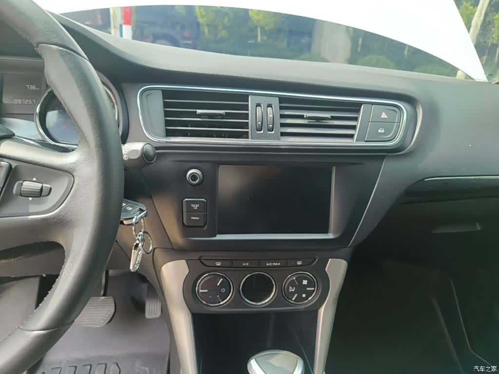 Citroen C3-XR, 2016 13