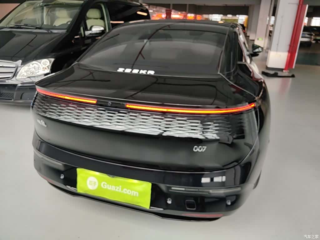 Zeekr 007, 2024 6
