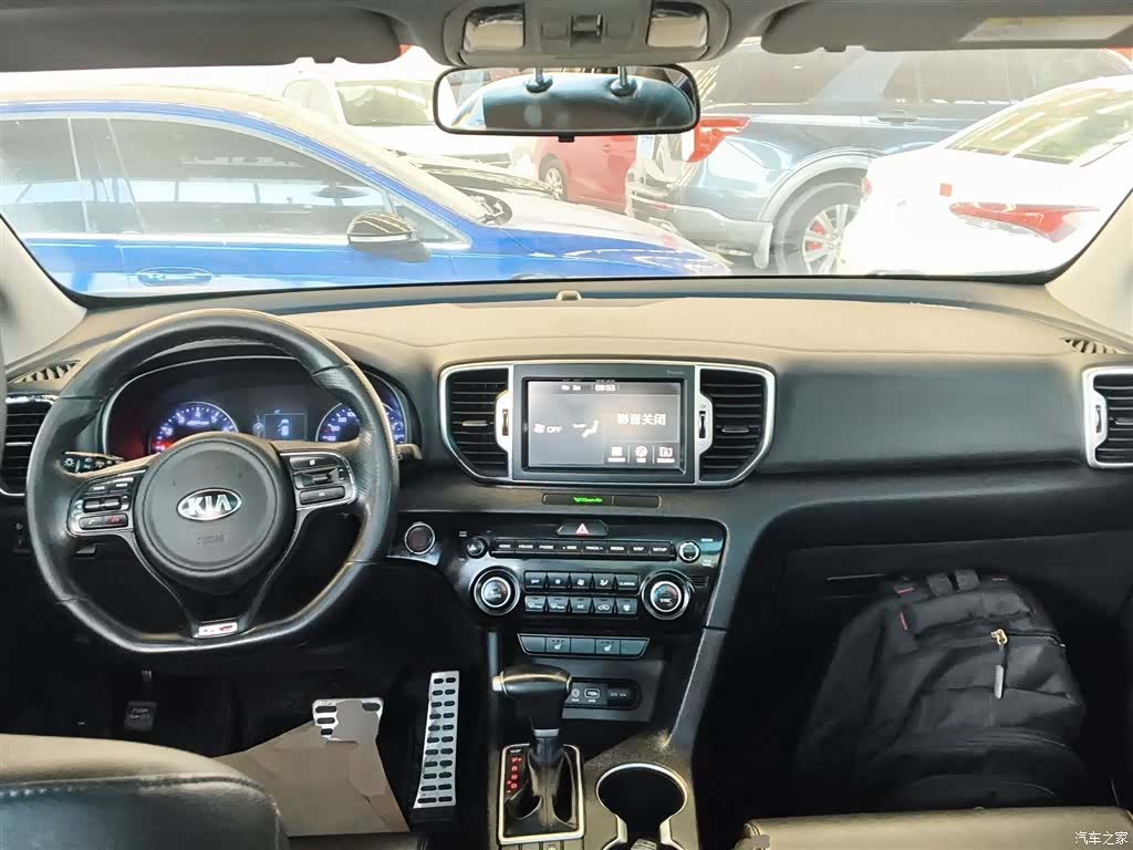 Kia KX5, 2016 6
