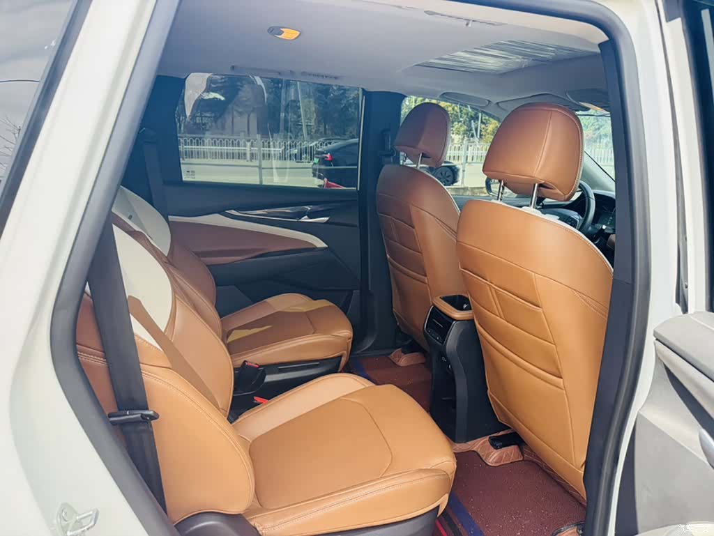 Maxus G50, 2023 11