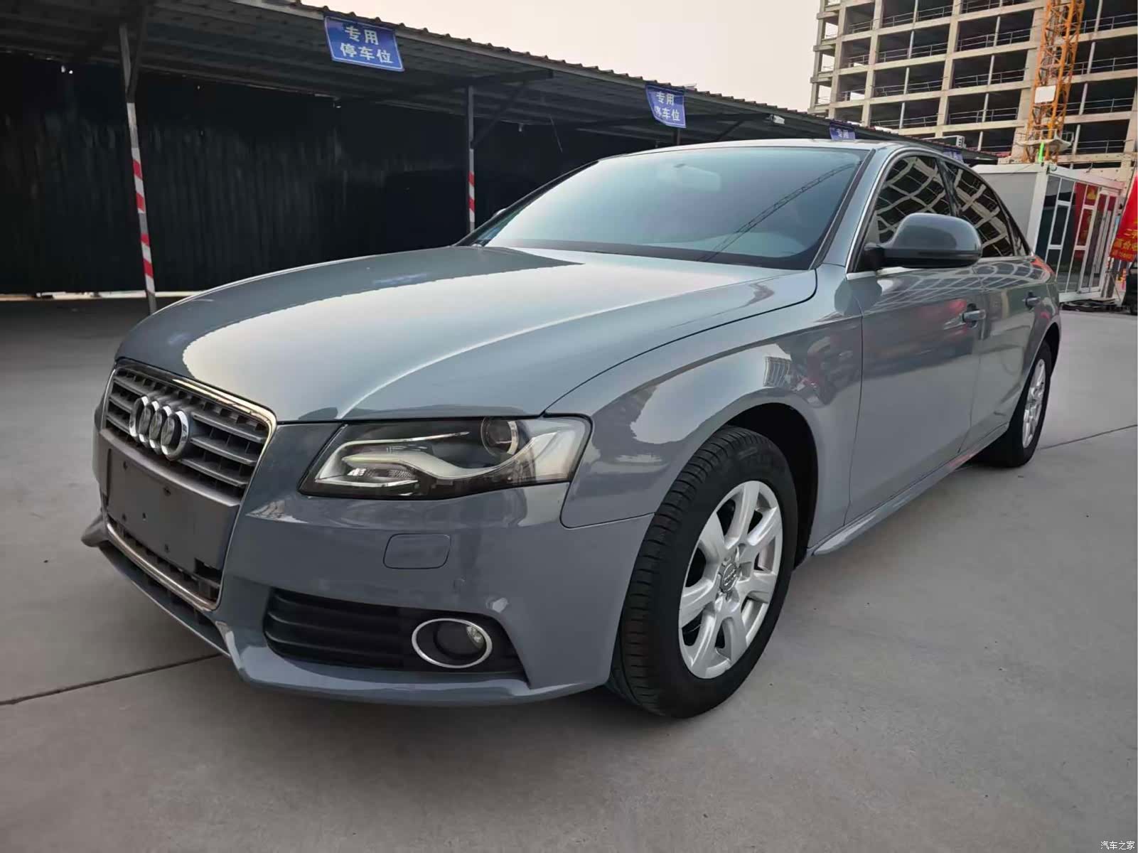 Audi A4L, 2012 1