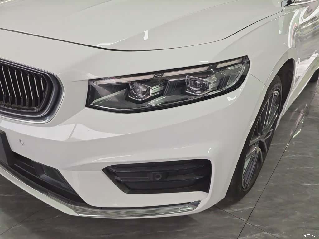 Geely Preface, 2021 18