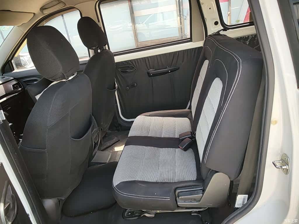Wuling Hongguang, 2019 13