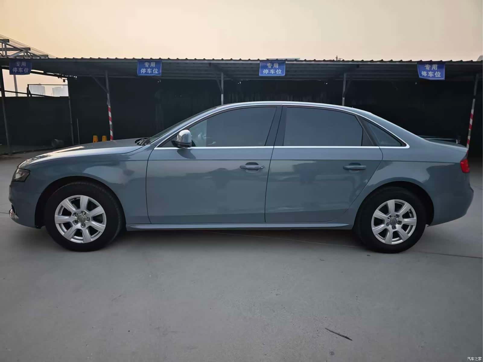 Audi A4L, 2012 3