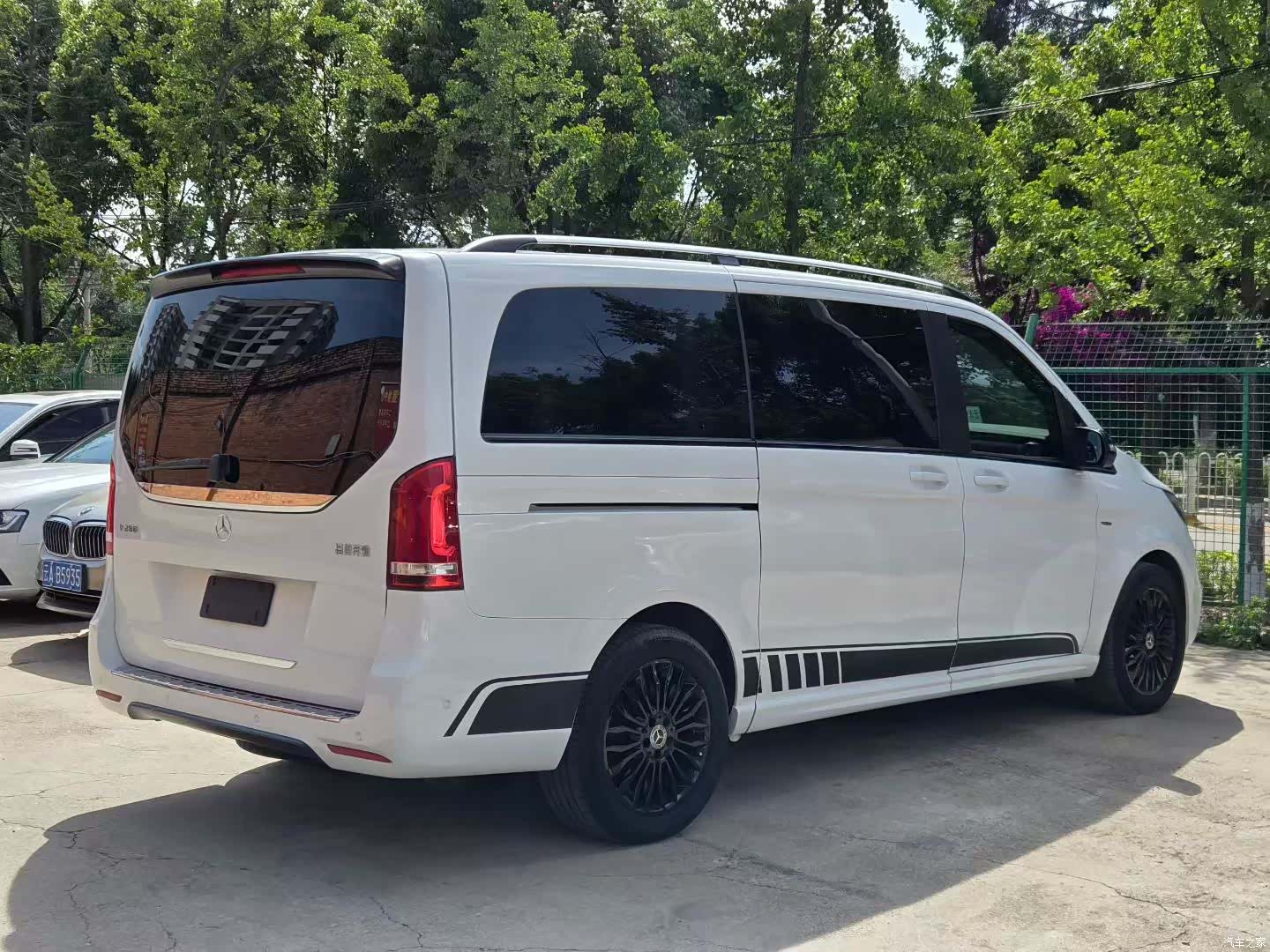 Mercedes-Benz V-Class, 2019 7