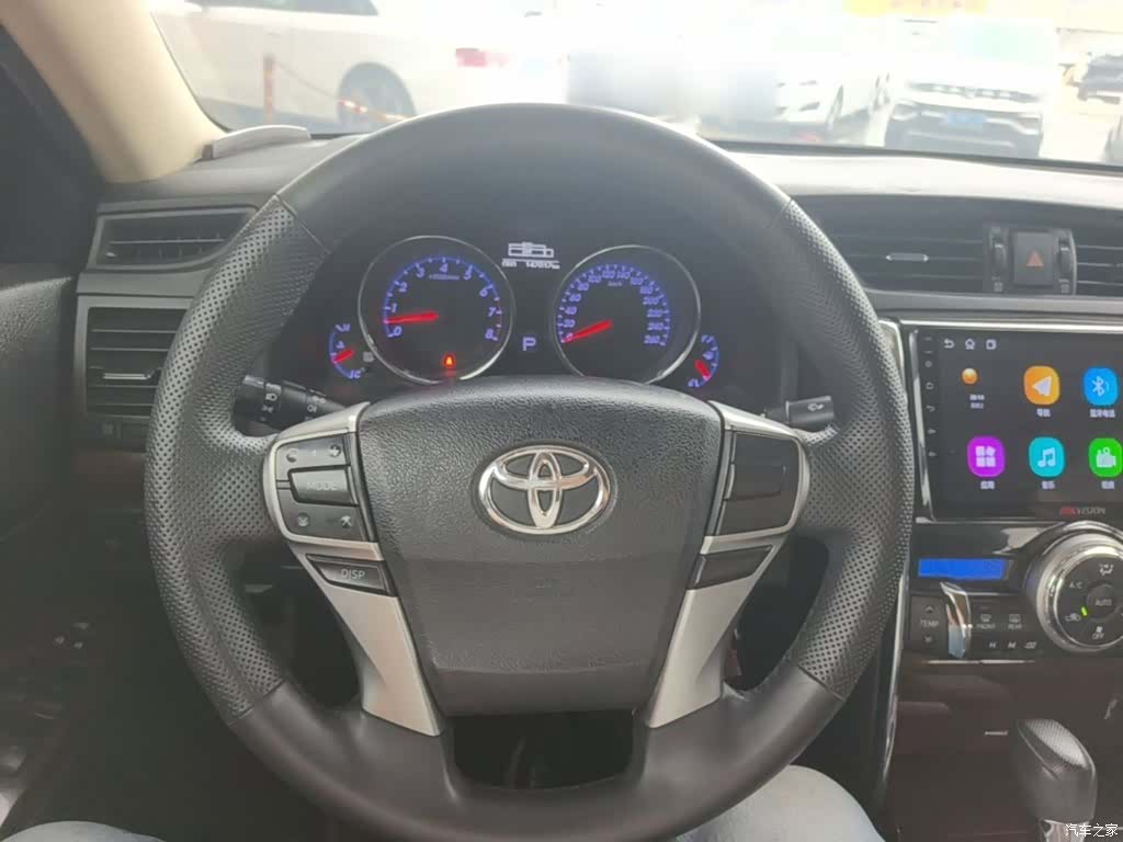 Toyota 2.5S, 2015 11