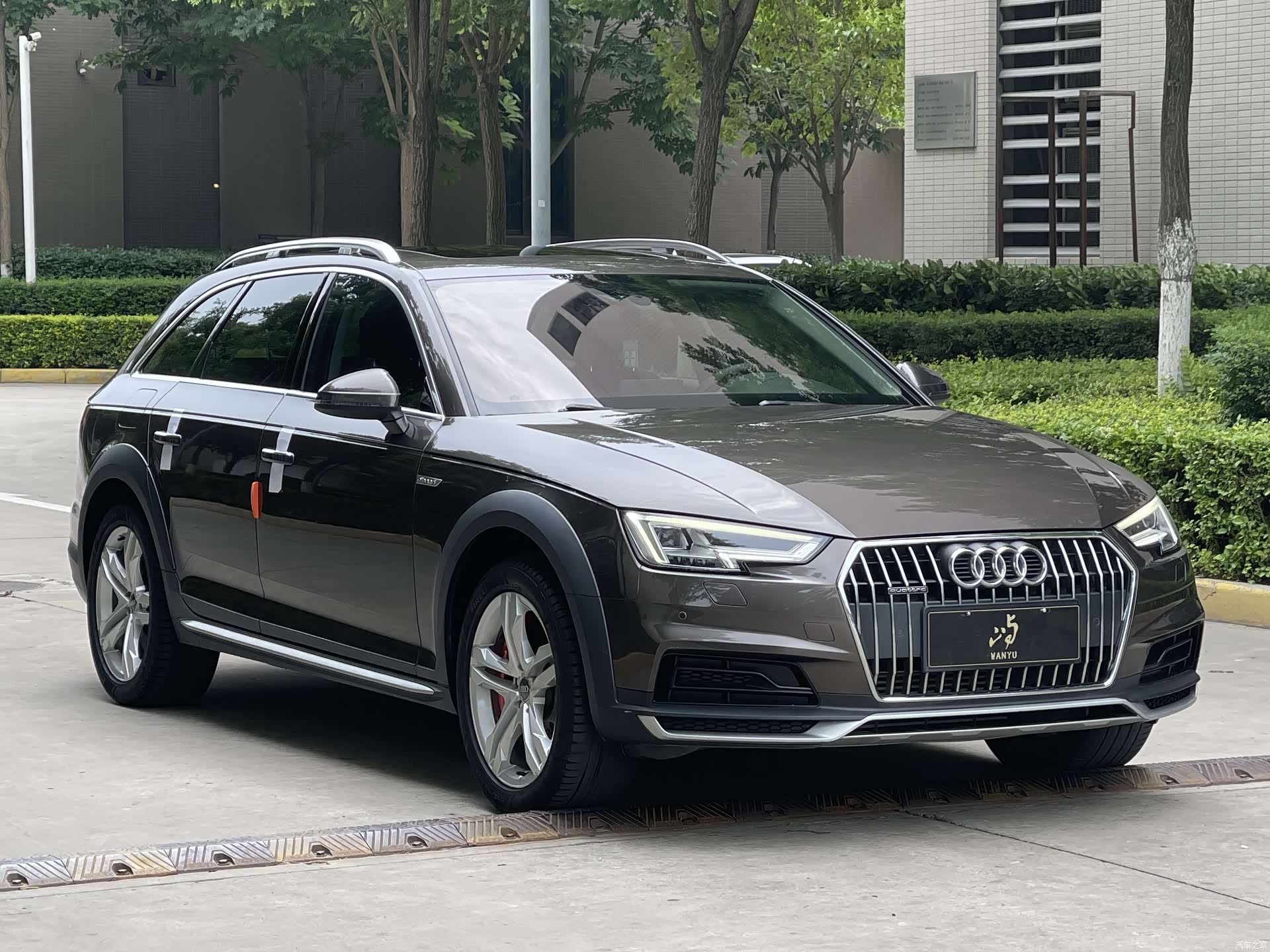 Audi A4, 2018 3