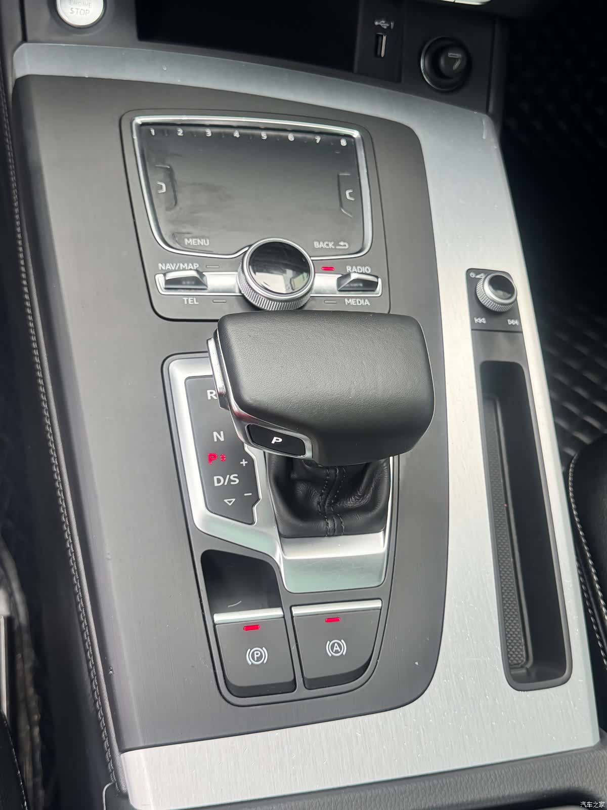 Audi Q5L, 2018 15