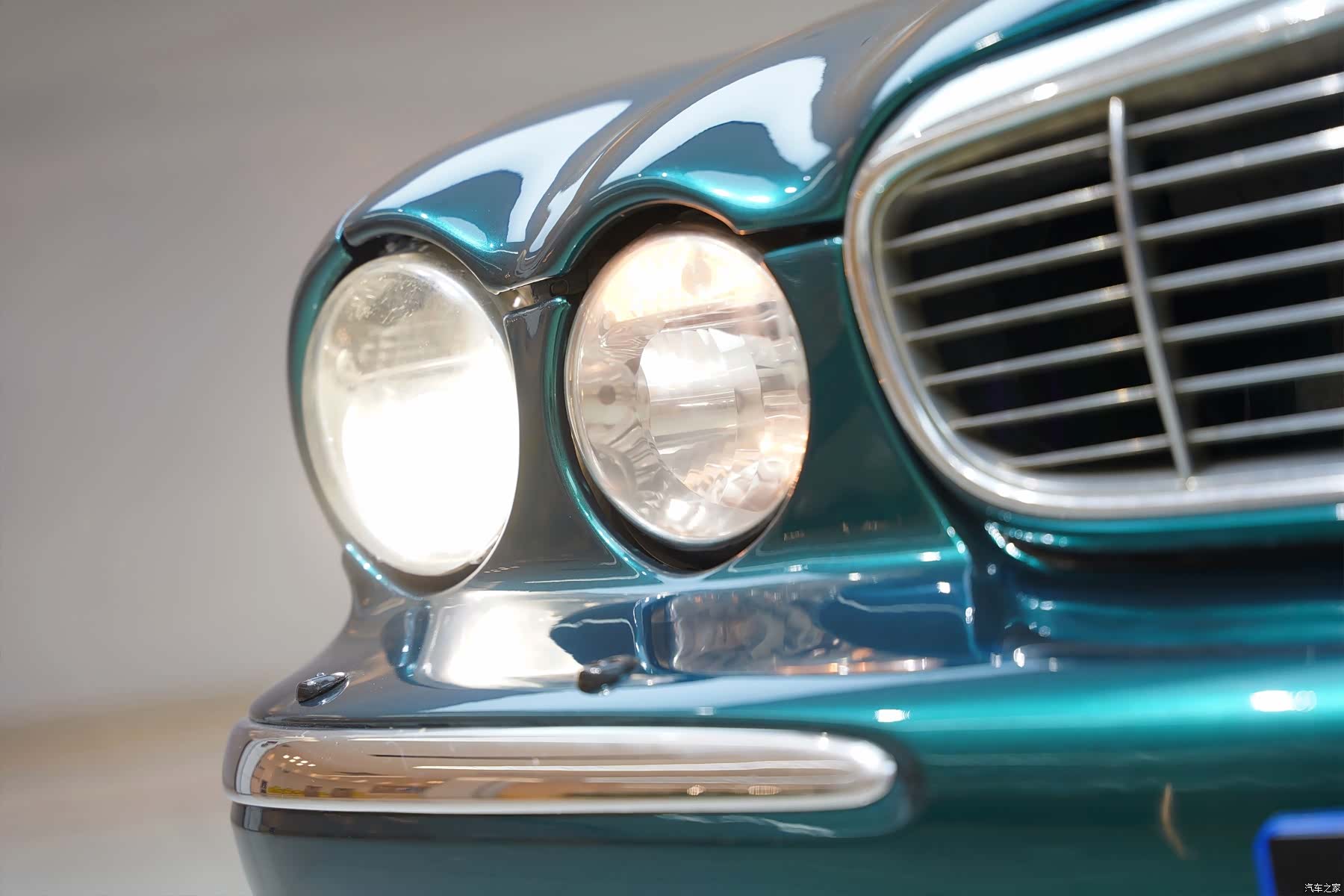 Jaguar XJ, 2008 8