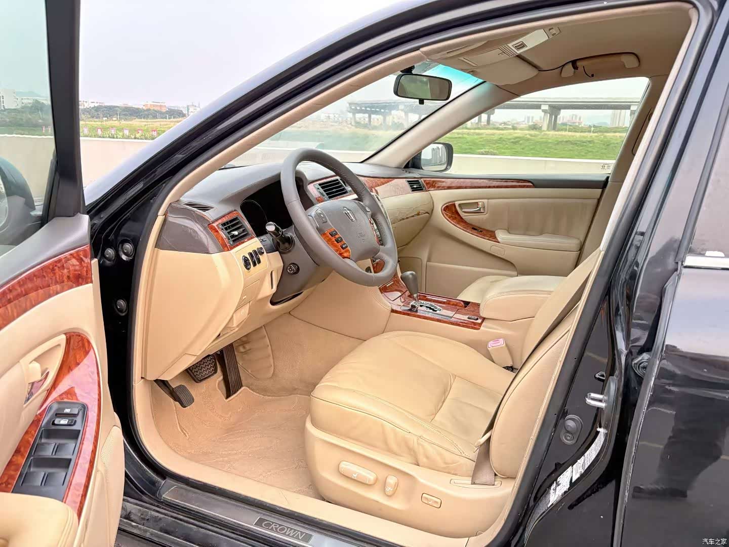 Toyota Crown, 2006 7