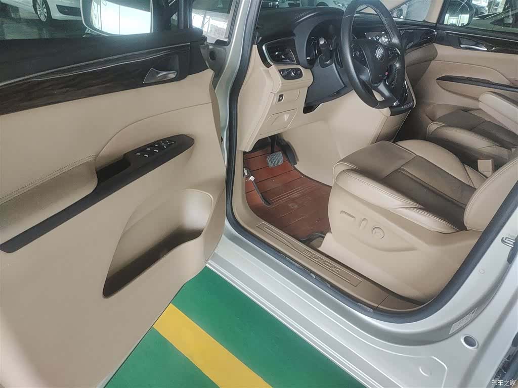 Buick GL8, 2018 16