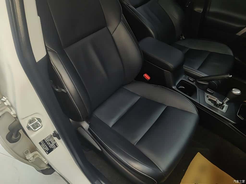 Toyota RAV4, 2019 25