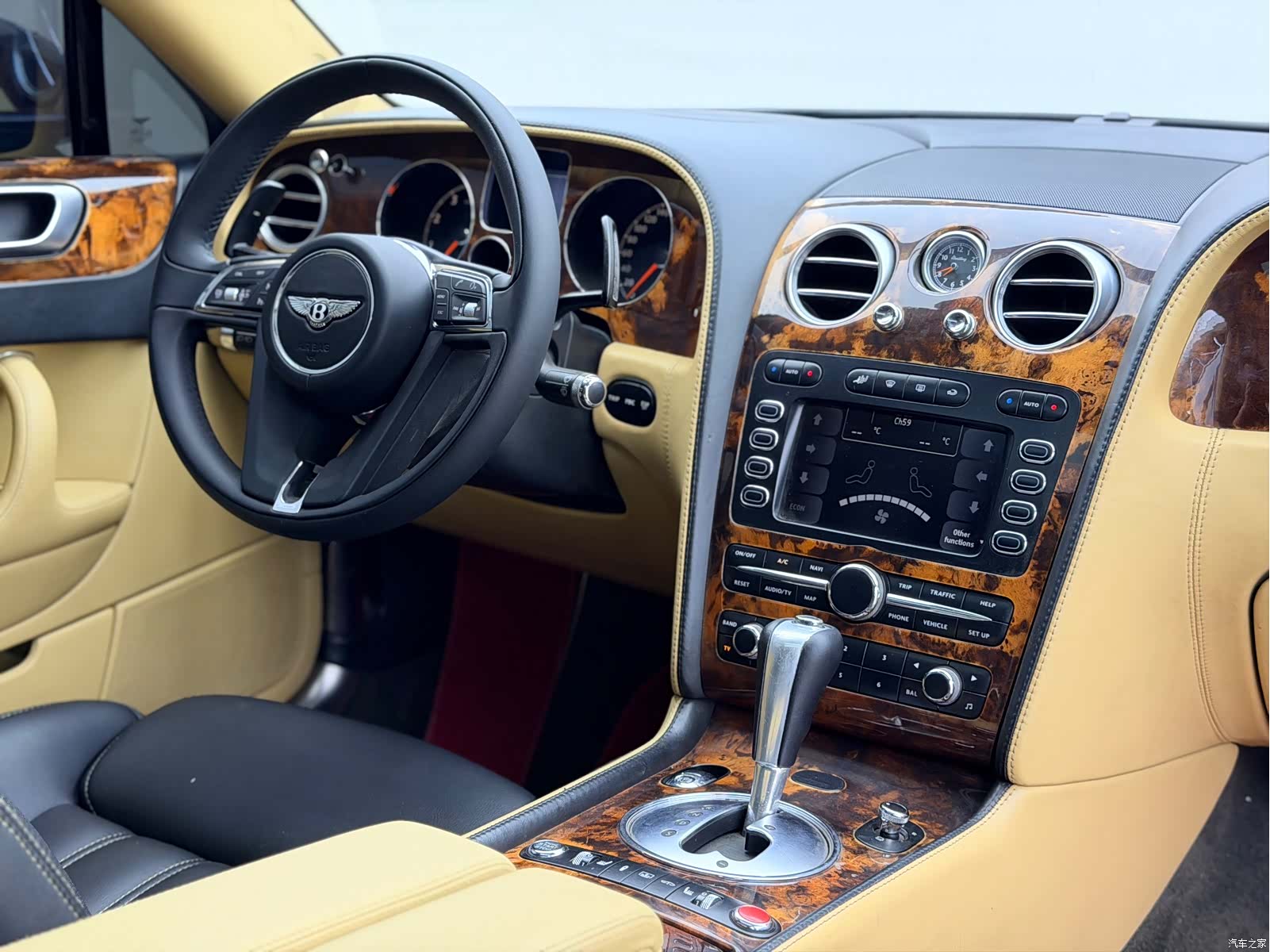Bentley Flying Spur, 2007 12