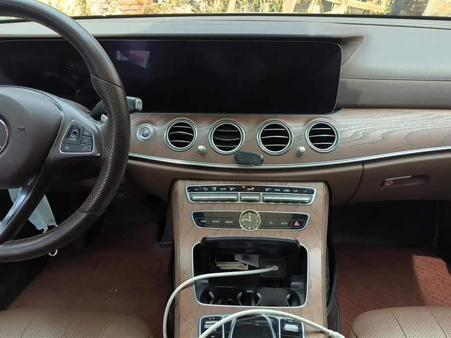 Mercedes-Benz E-class Mercedes-Benz E-class