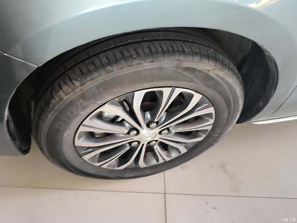 Buick GL8, 2023 25
