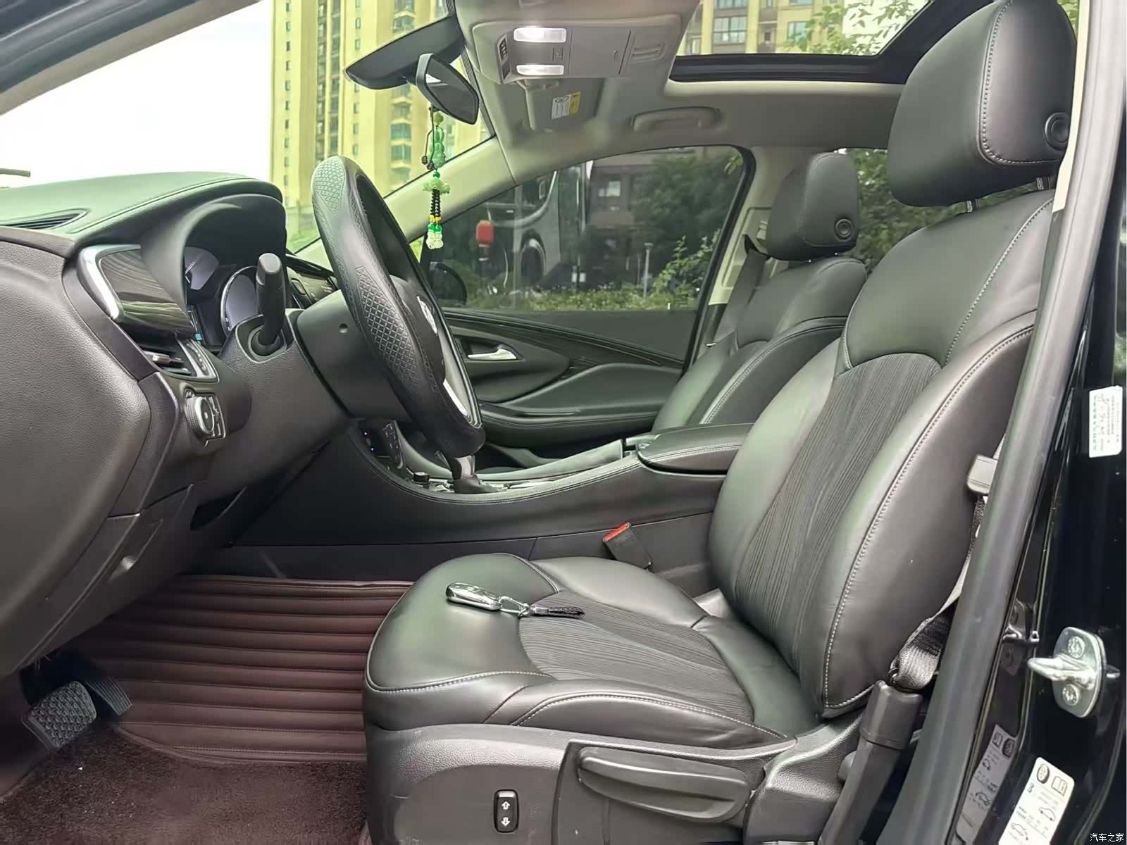 Buick Envision Plus, 2020 все фото