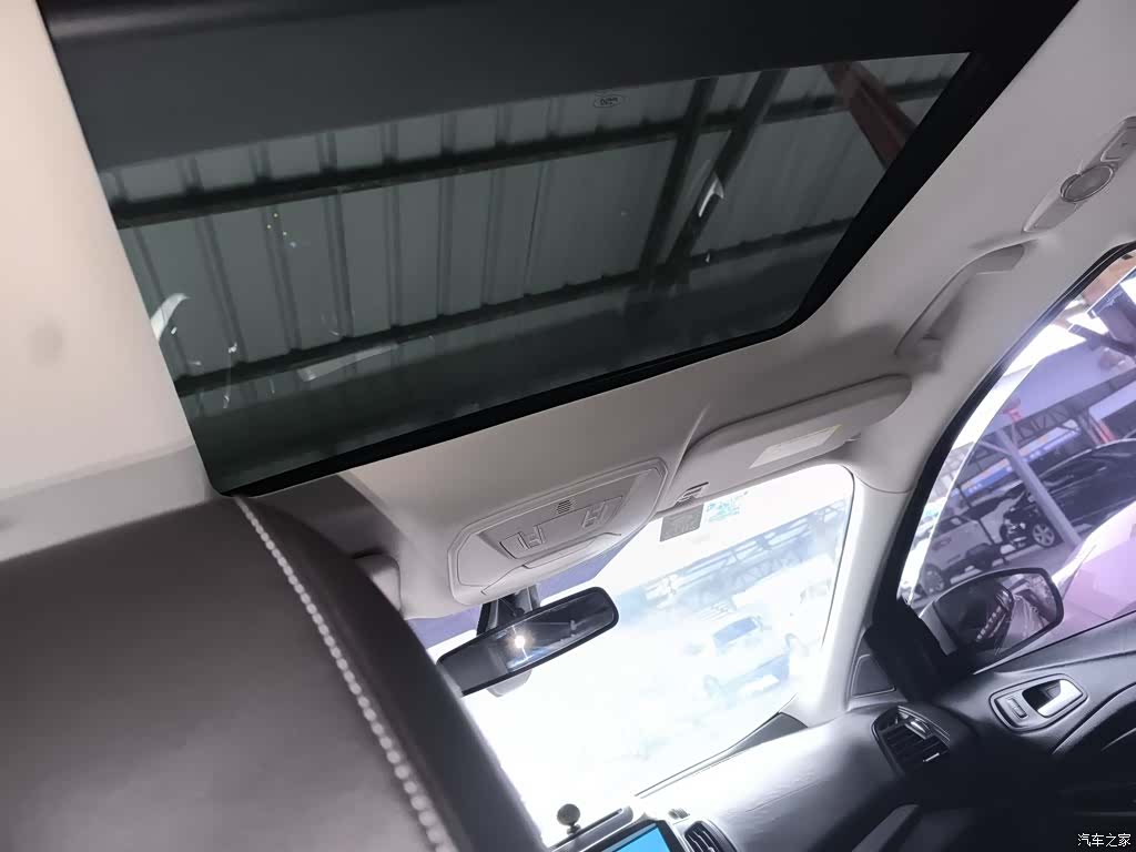 Ford Kuga, 2016 18