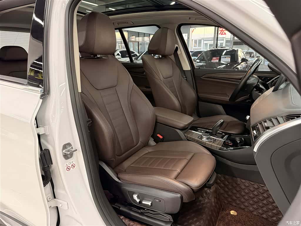 BMW X3, 2019 9