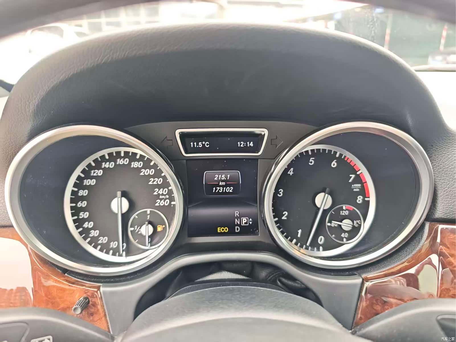 Mercedes-Benz M-Class, 2014 11