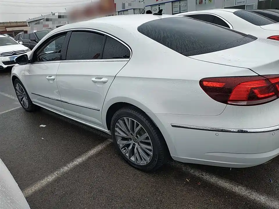 Volkswagen CC