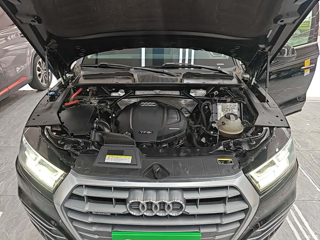 Audi Q5L, 2019 20